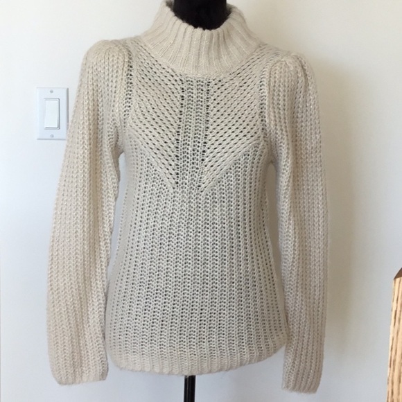 EXPRESS sweater. Women’s Size SP. cream/white with subtle shiny detail. 🔥NWT - Picture 3 of 14